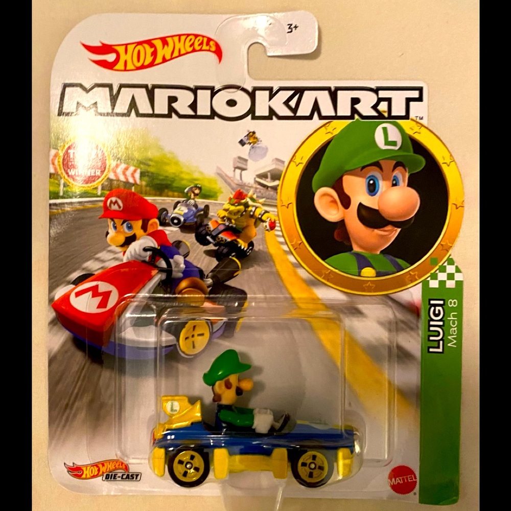 Mario kart Luigi   Hot wheels new inbox collectible